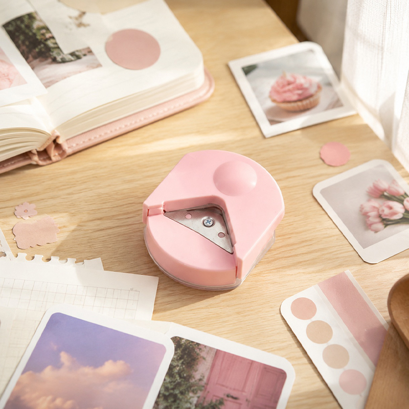 Taglierina angolare profession - Papercraft Supply Invitation recensione e prezzo